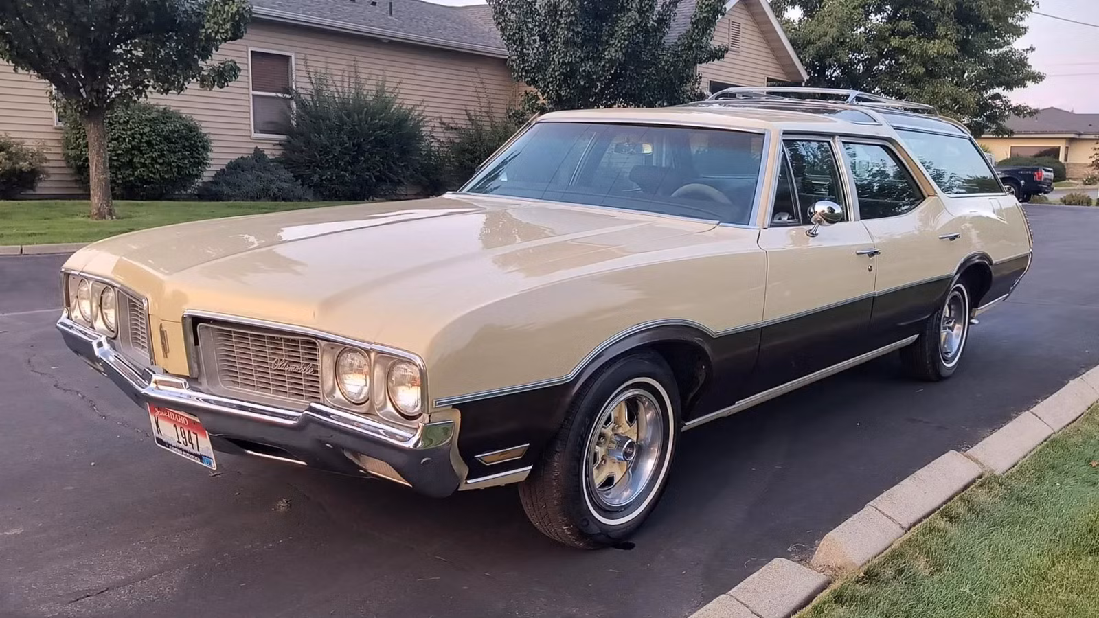 Oldsmobile Vista Cruiser: The Muscle-Era Wagon That Became a Legend