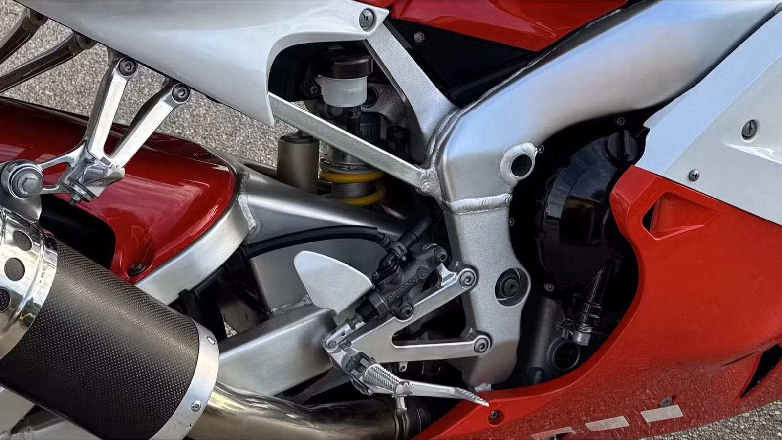 The First Superbike To Break 150 Horsepower