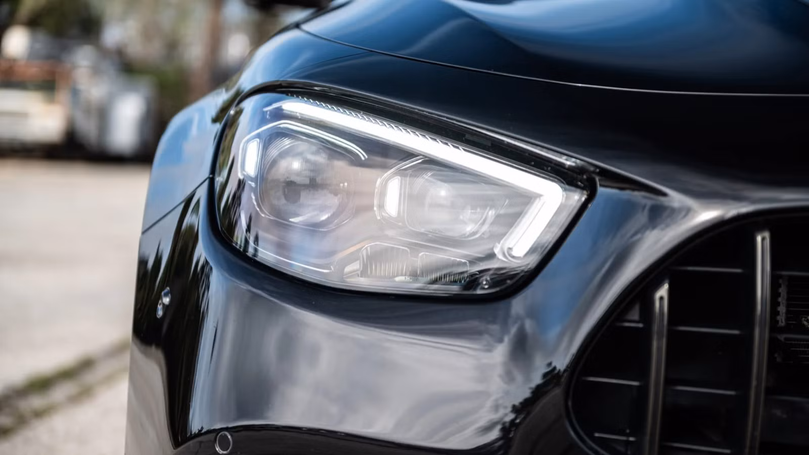 The German Wagon Nobody Bought Is Secretly More Luxurious Than Modern SUVs