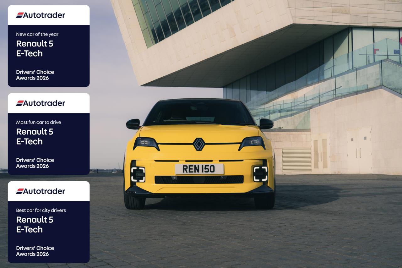 Renault 5 ETech electric crowned 'New Car Of The Year' in triple award triumph at the Autotrader Dri