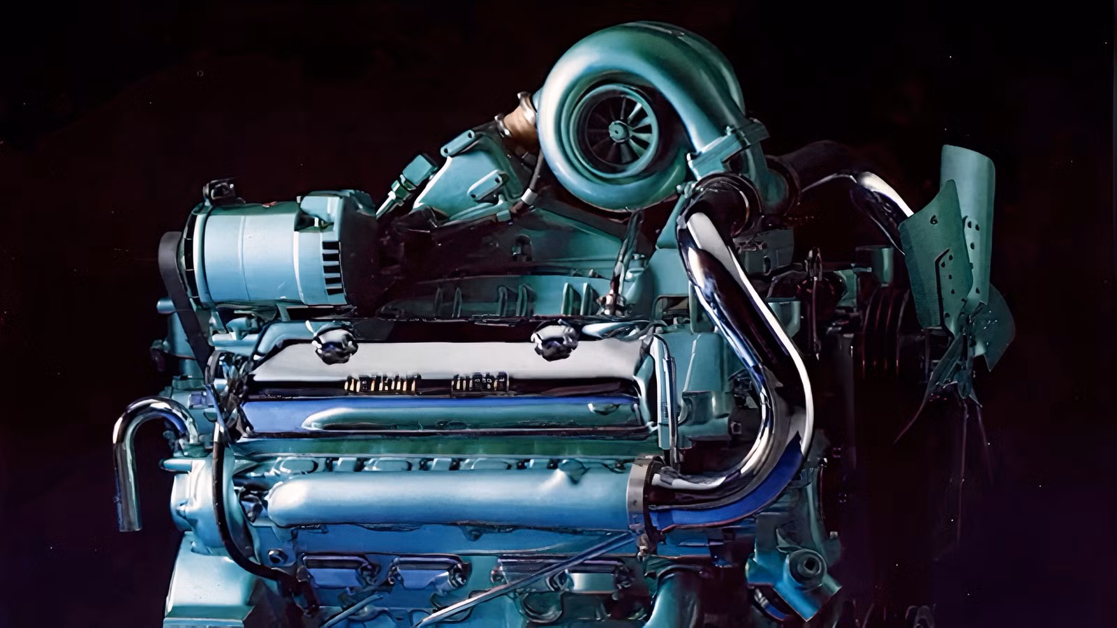 The Detroit Diesel Two-Stroke That Turned 2,100 RPM Into A War Cry