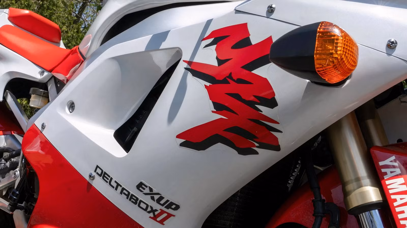 The Analog Superbike That Still Feels Insane Today