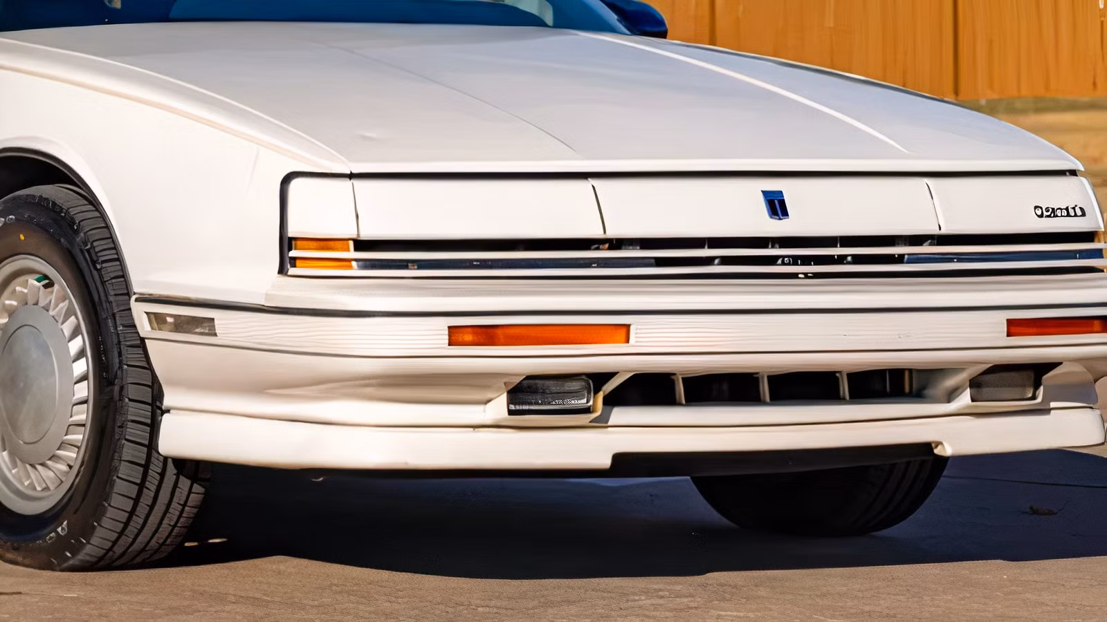 The 1989 Oldsmobile With A Sony Touchscreen Nobody Was Ready For