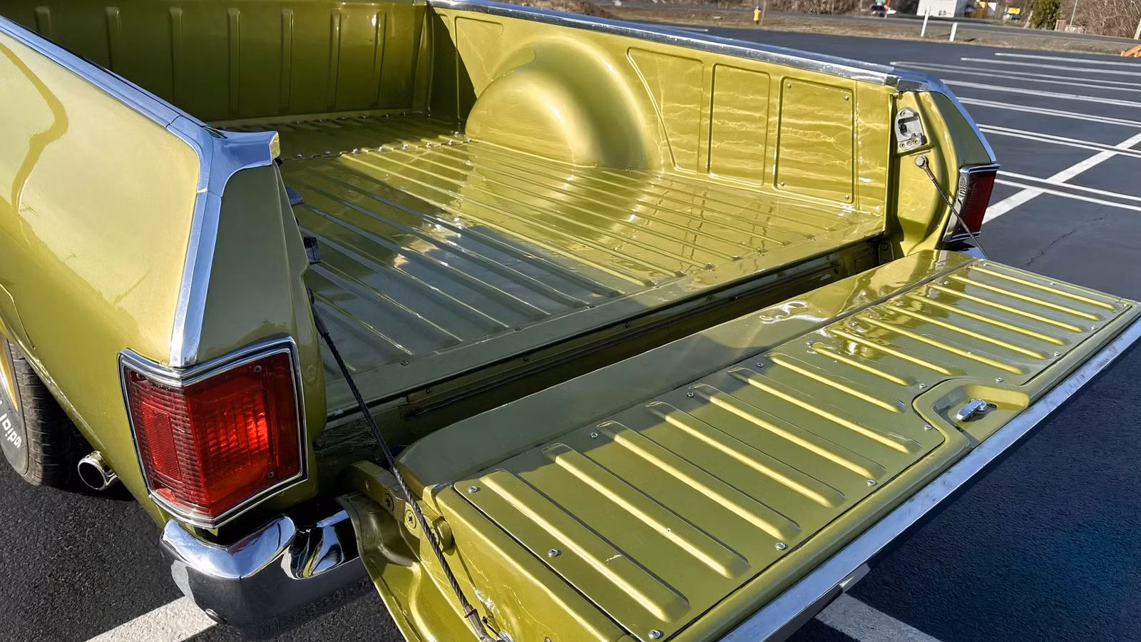 The Pickup That Quietly Borrowed A Muscle Car Engine