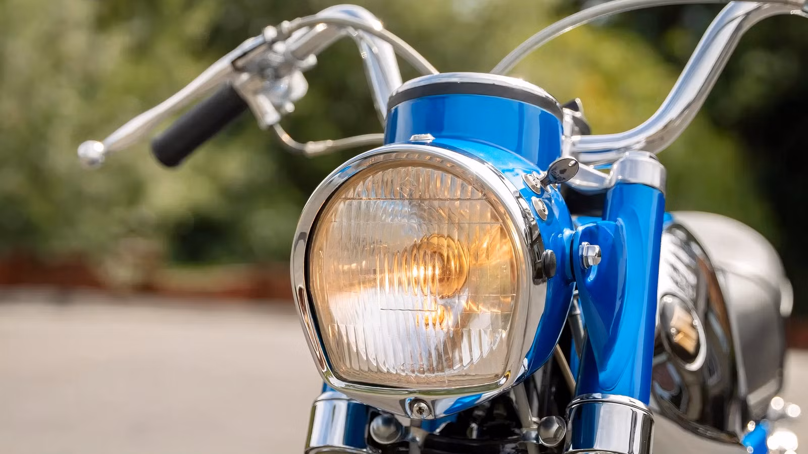 The 250cc Japanese Two-Stroke That Humiliated Britain's 500cc Singles