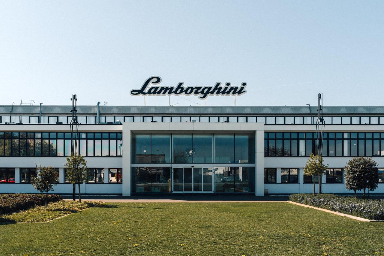Automobili Lamborghini consolidates its financial performance in the first half of 2026