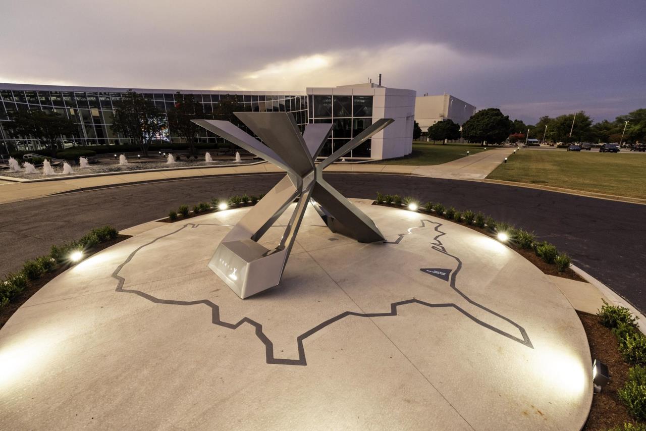 BMW Unveils New 'Home of X' Sculpture at the BMW Zentrum in South Carolina