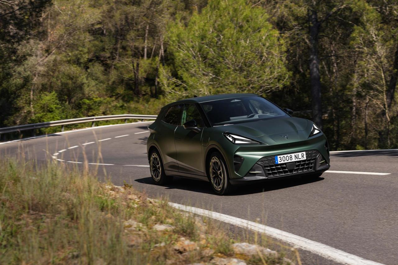 CUPRA Raval wins 'Best Supermini' and highly commended for 'Best Hot Hatch' at Auto Express Awards |