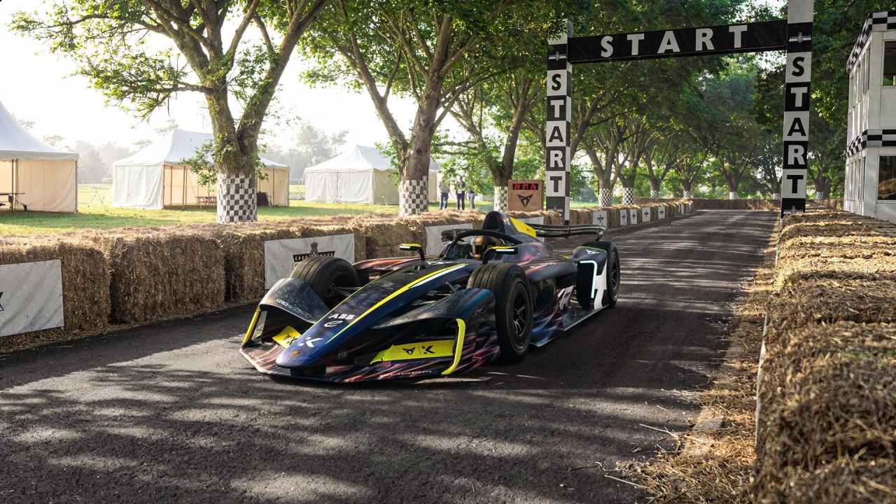 CUPRA reinforces its racing commitment by extending its Formula E partnership with KIRO and showcases the Leon VZ e‑Hybrid Racer at Goodwood Festival of Speed