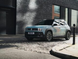 Renault 4 ETech electric claims 'Small SUV of the Year' title for second year running at the Auto Ex