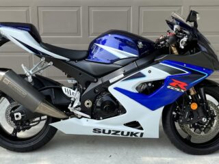 The 2005 Suzuki Superbike BMW Reverse-Engineered To Build The S 1000 RR