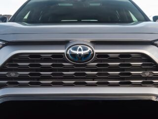 The Hybrid SUV That Makes High Mileage Feel Like A Non-Issue