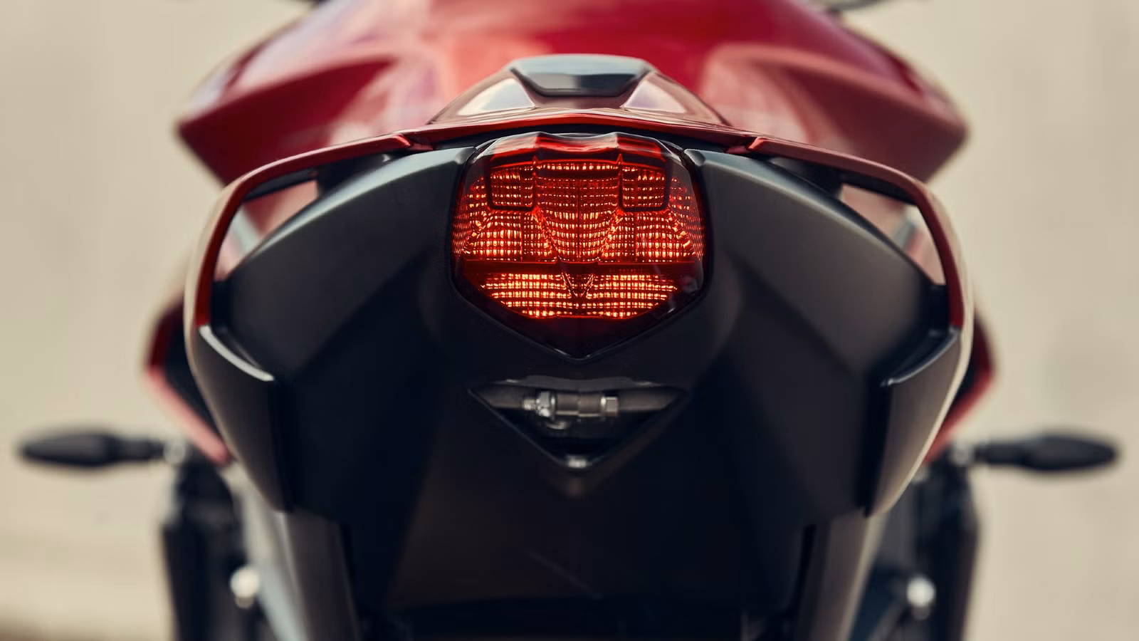The Naked Bike That Quietly Outshines Fully Faired Rivals