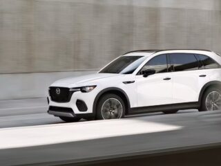 This PHEV SUV Is Giving Premium Brands A Headache