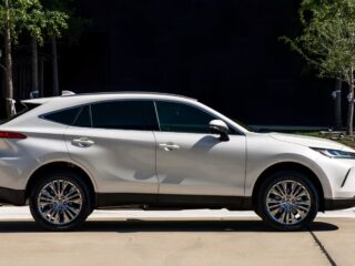Toyota Venza: Why The Discontinued Hybrid Still Holds Value