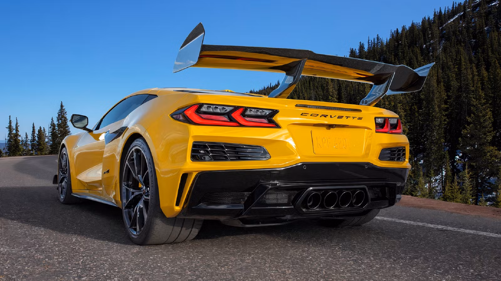 The Only Two American Cars That Can Leave The 2025 Corvette ZR1 In The Dust