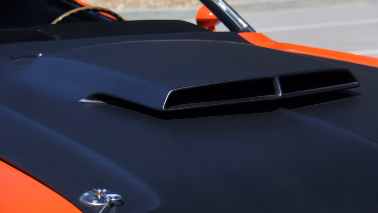 This Mopar Runs Carbs, Kicks Butt, And Makes Modern Muscle Look Overcomplicated