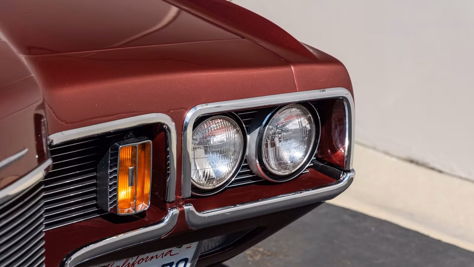 Ford’s Forgotten Luxury Bruiser Has V8 Torino Cobra Power Without The Insane Price