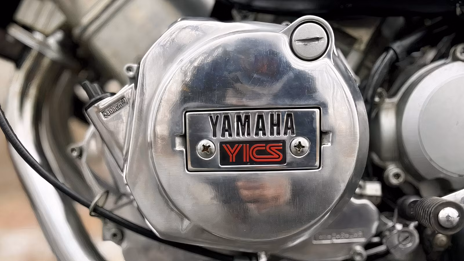 Kyle Chandler's First Motorcycle Was A Yamaha You Wouldn't Expect