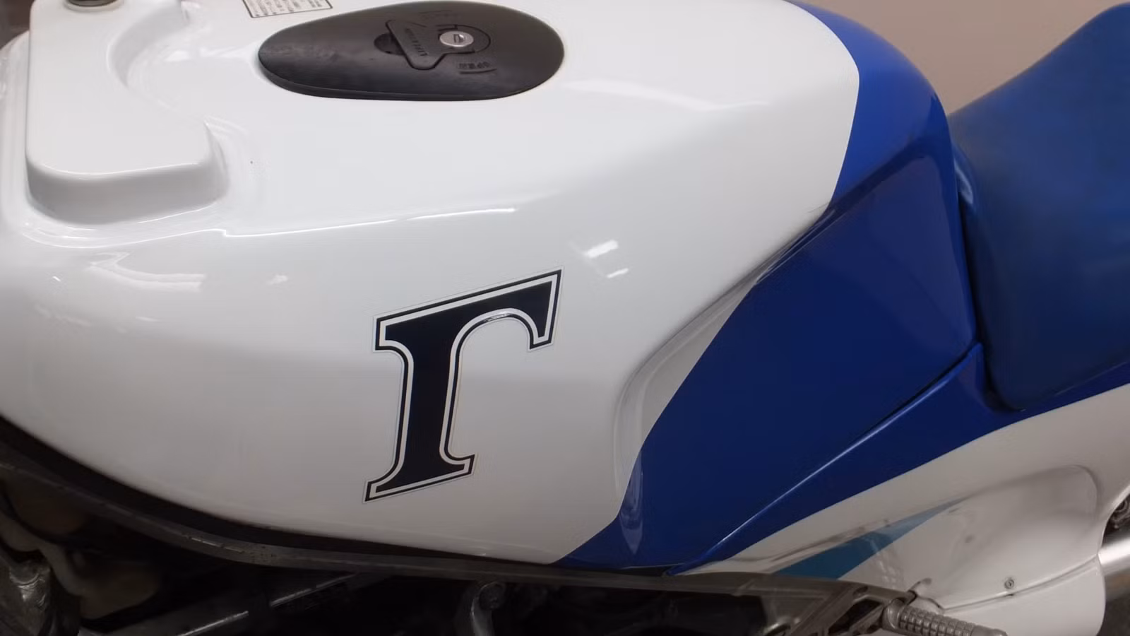 The Forgotten Two-Stroke That Beat The GSX-R750 To Aluminum Frames By Two Years