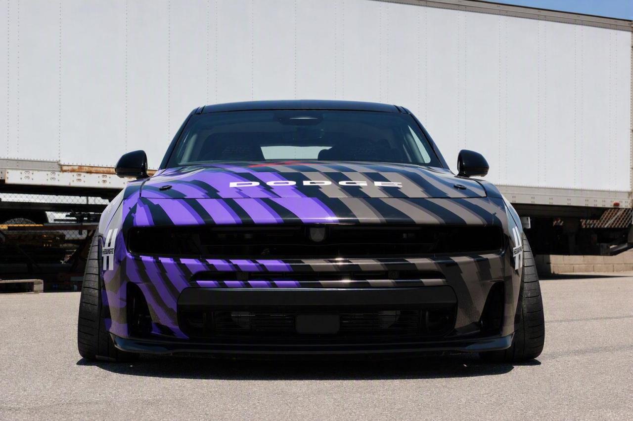 Dodge, Hemmings Turn SIXPACKpowered Charger Scat Pack Into Pair of 750horsepower Tireshredding Drift