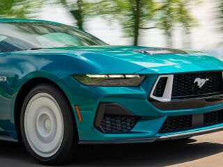 The Sports Car That Combines Muscle-Car Power With Long-Drive Comfort