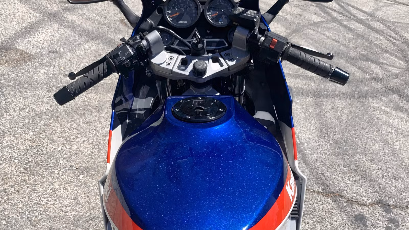 The Forgotten Kawasaki That Invented The 600cc Supersport Class