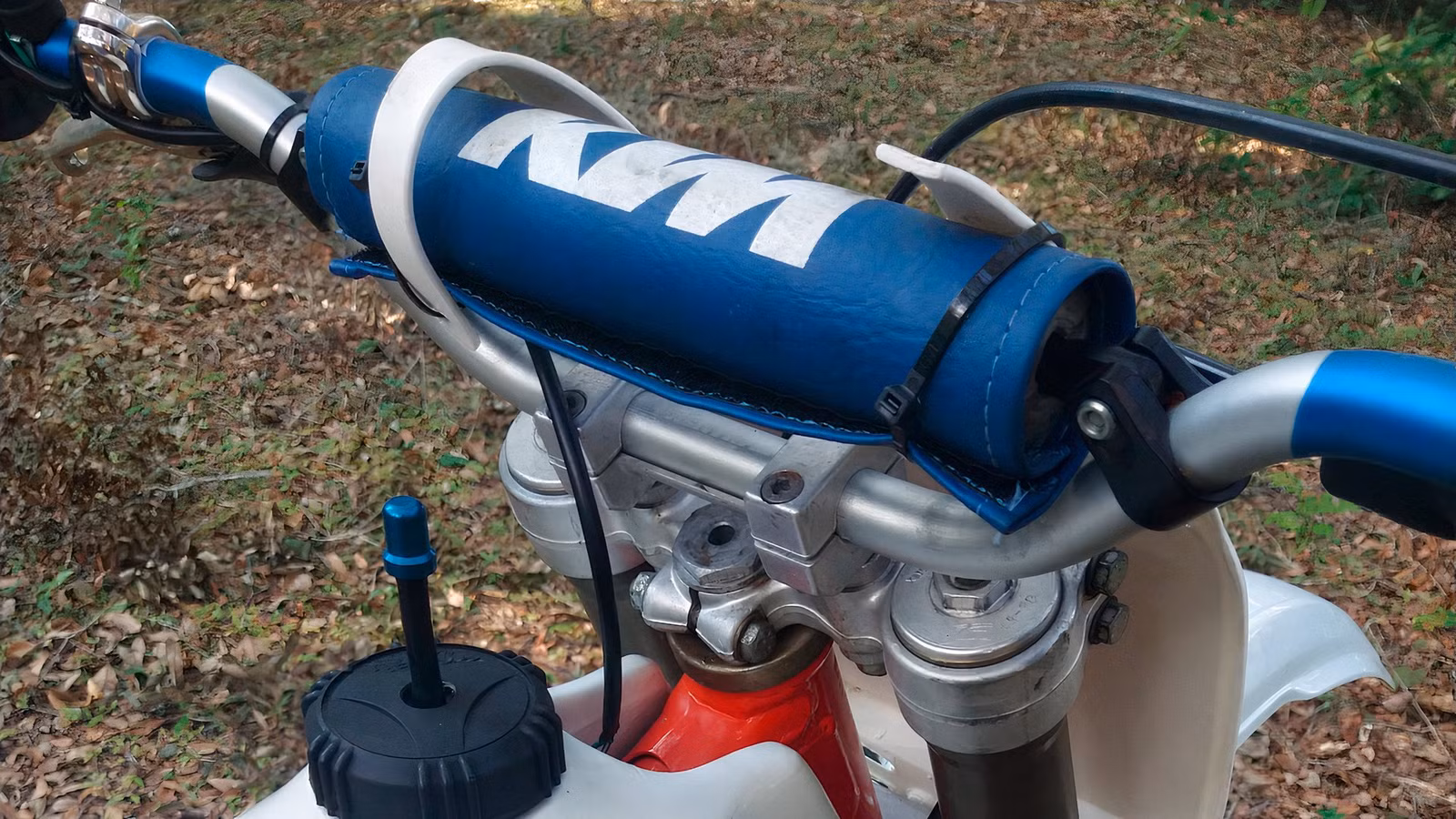 The Near-500cc KTM Two-Stroke That Hit 123 MPH On A Motocross Track