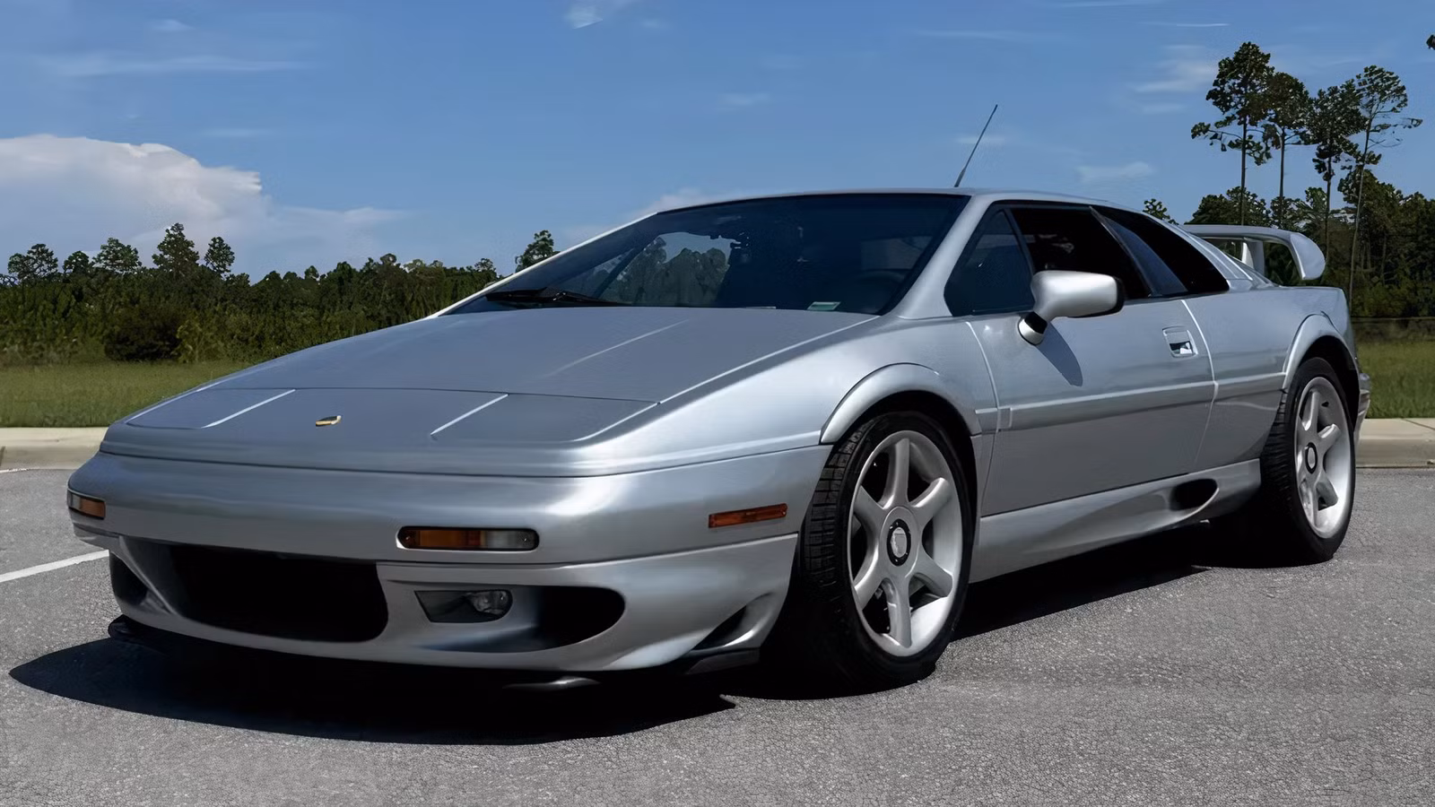 2028 Lotus Esprit Type 135: Over 1,000 HP, Under 1.5 Tons
