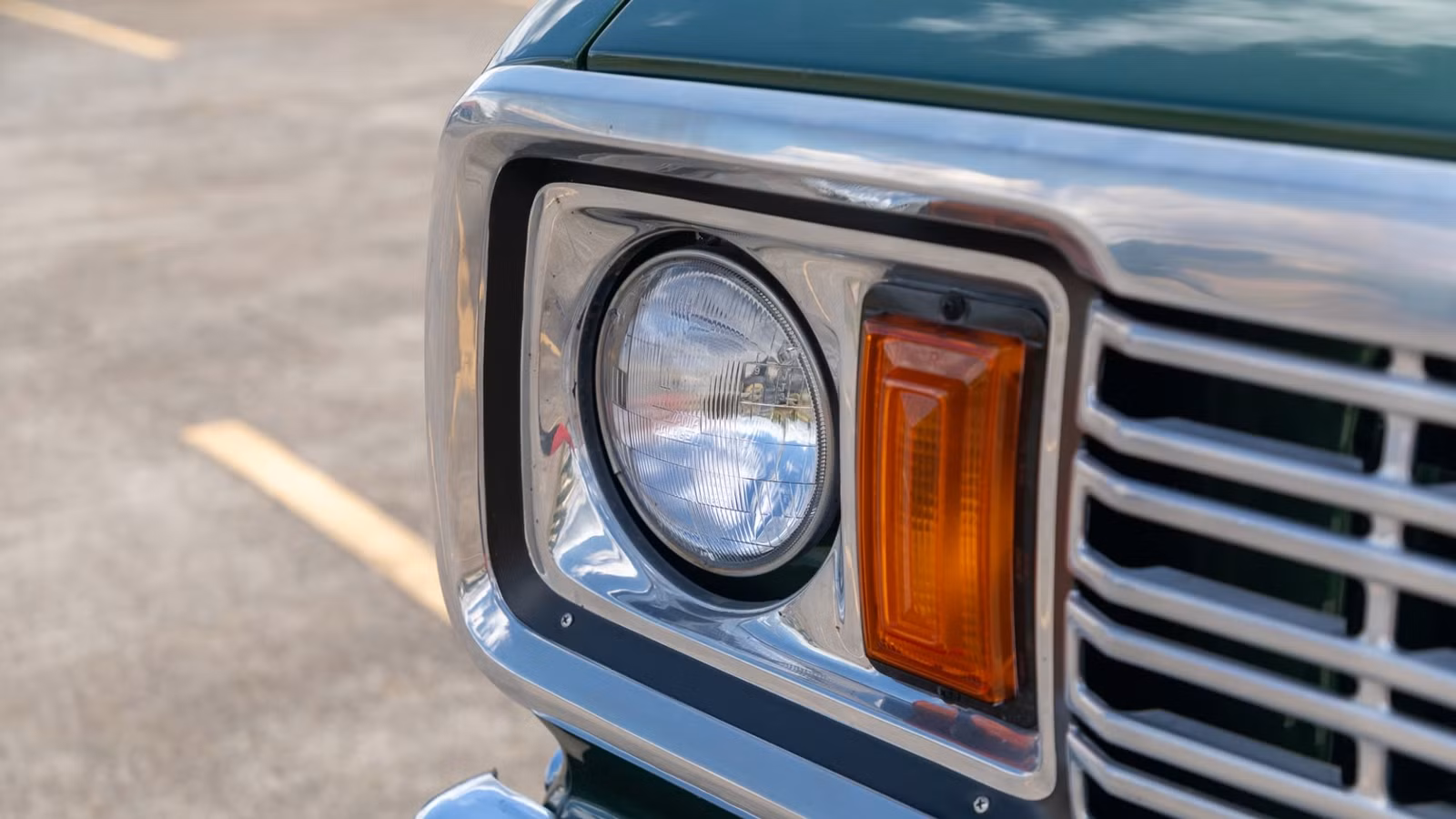 The 1978 Dodge SUV With A Removable Roof And A 440 Big-Block