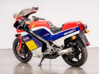 The Honda NS400R Was A 3-Cylinder GP Bike Made Road-Legal