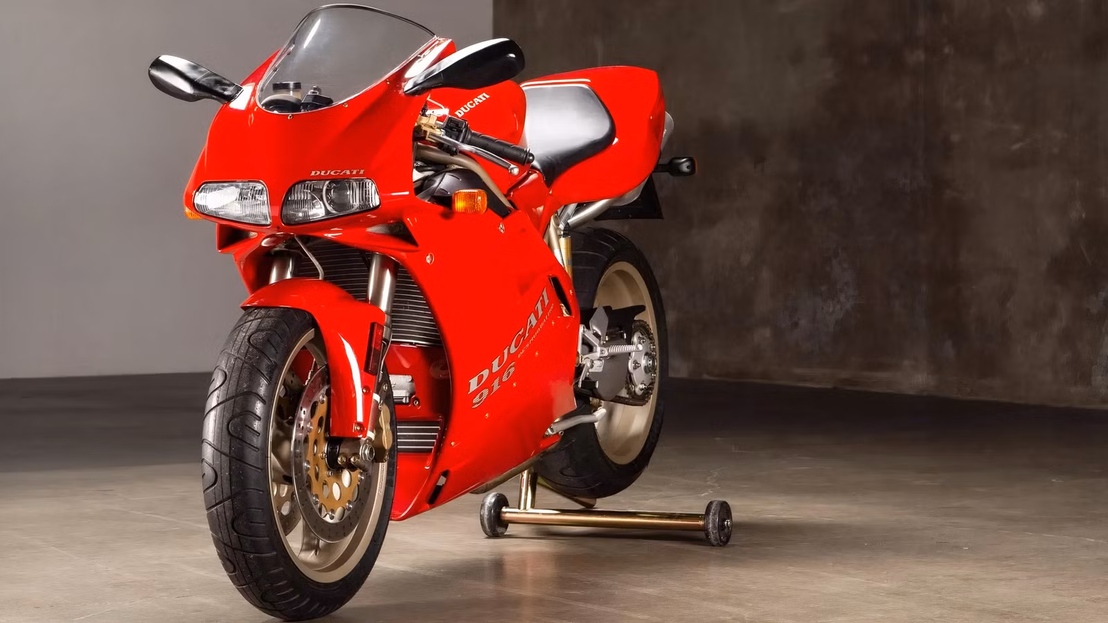 These Gorgeous Italian Sport Bikes Make Japanese Superbikes Look Underdressed