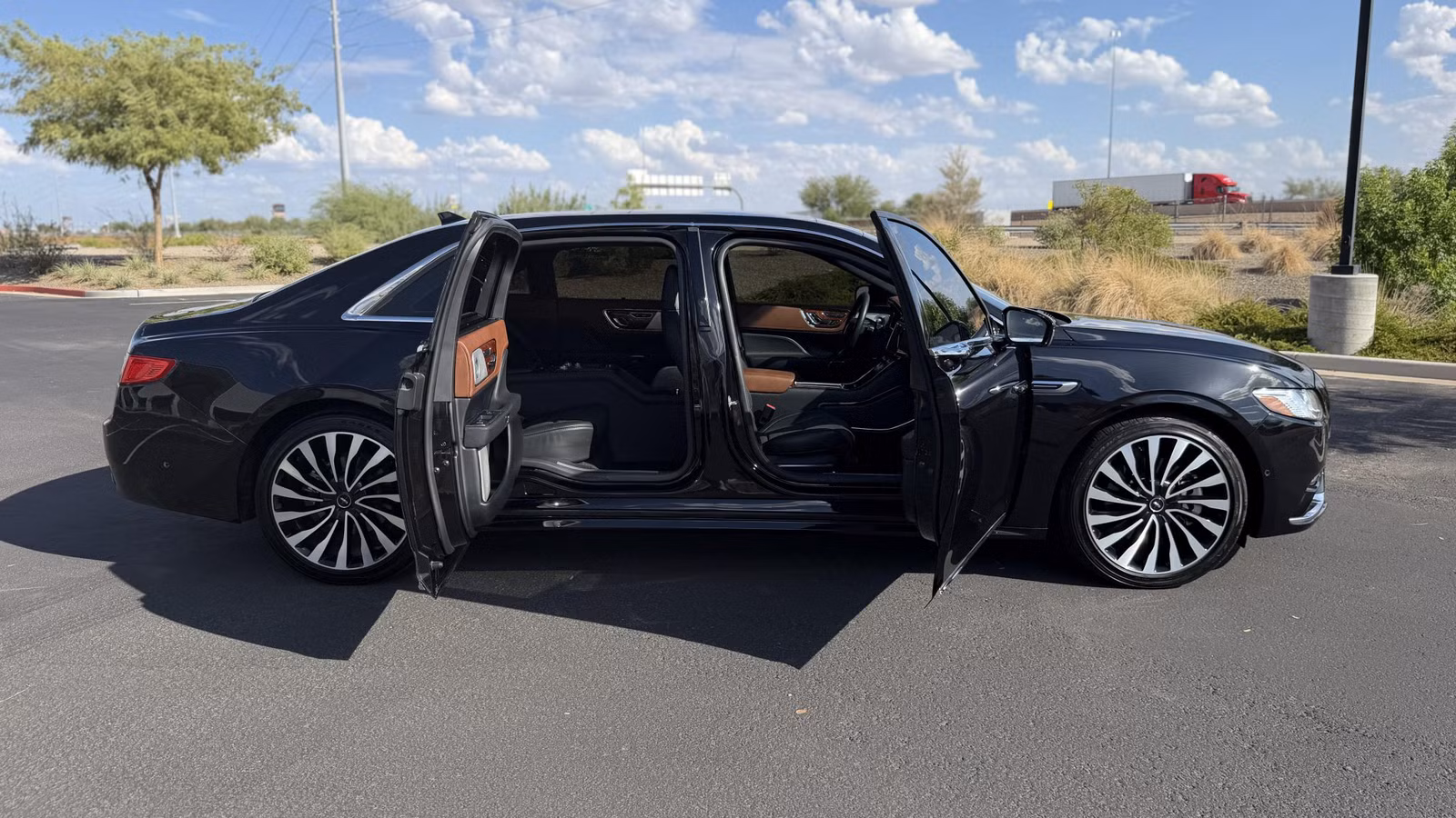 2020 Lincoln Continental Coach Door Edition Hits Auction With 2,400 Miles