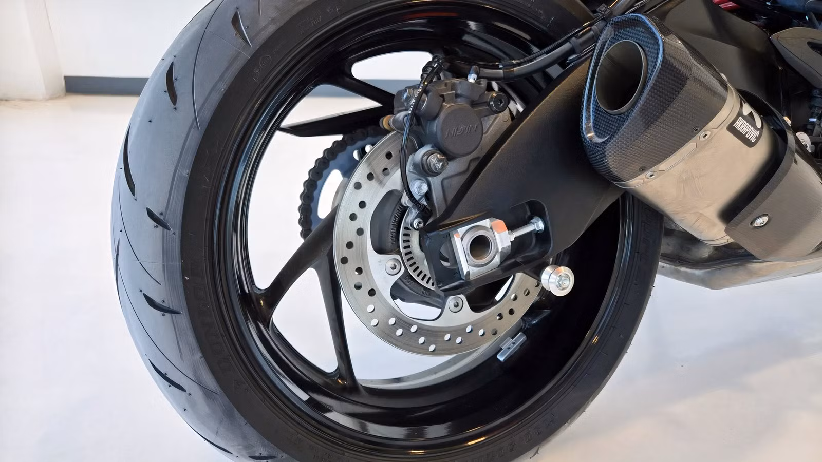 Suzuki Resurrected An ’80s Icon And Gave It A 148-HP Superbike Heart