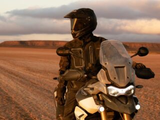 Triumph Tiger 900: The Middleweight That Beats Big ADV Bikes