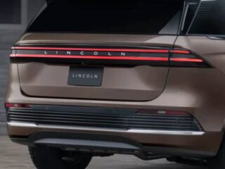 The New Nautilus Has One Of The Wildest Dashboards In Any American SUV