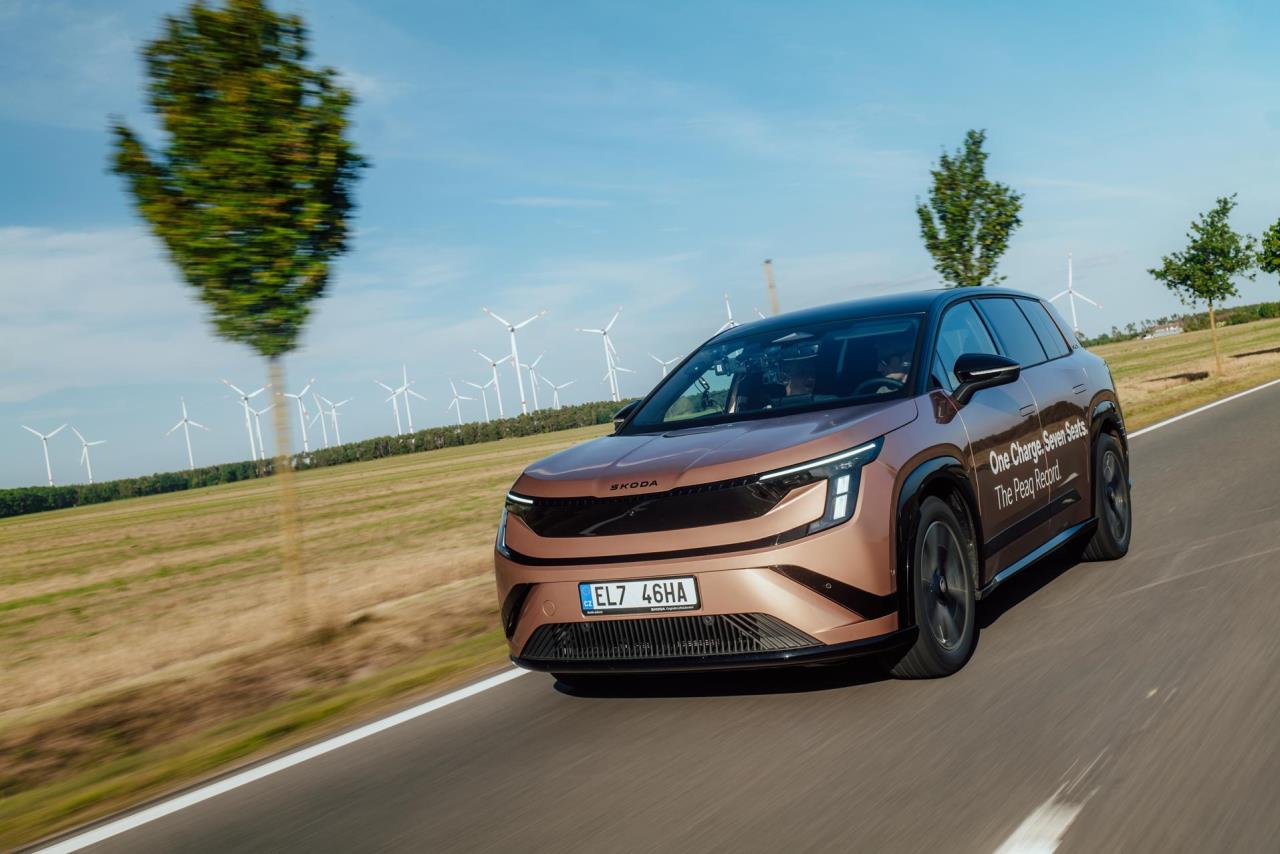 936 km without recharging: Škoda Peaq sets range record for sevenseater electric SUVs