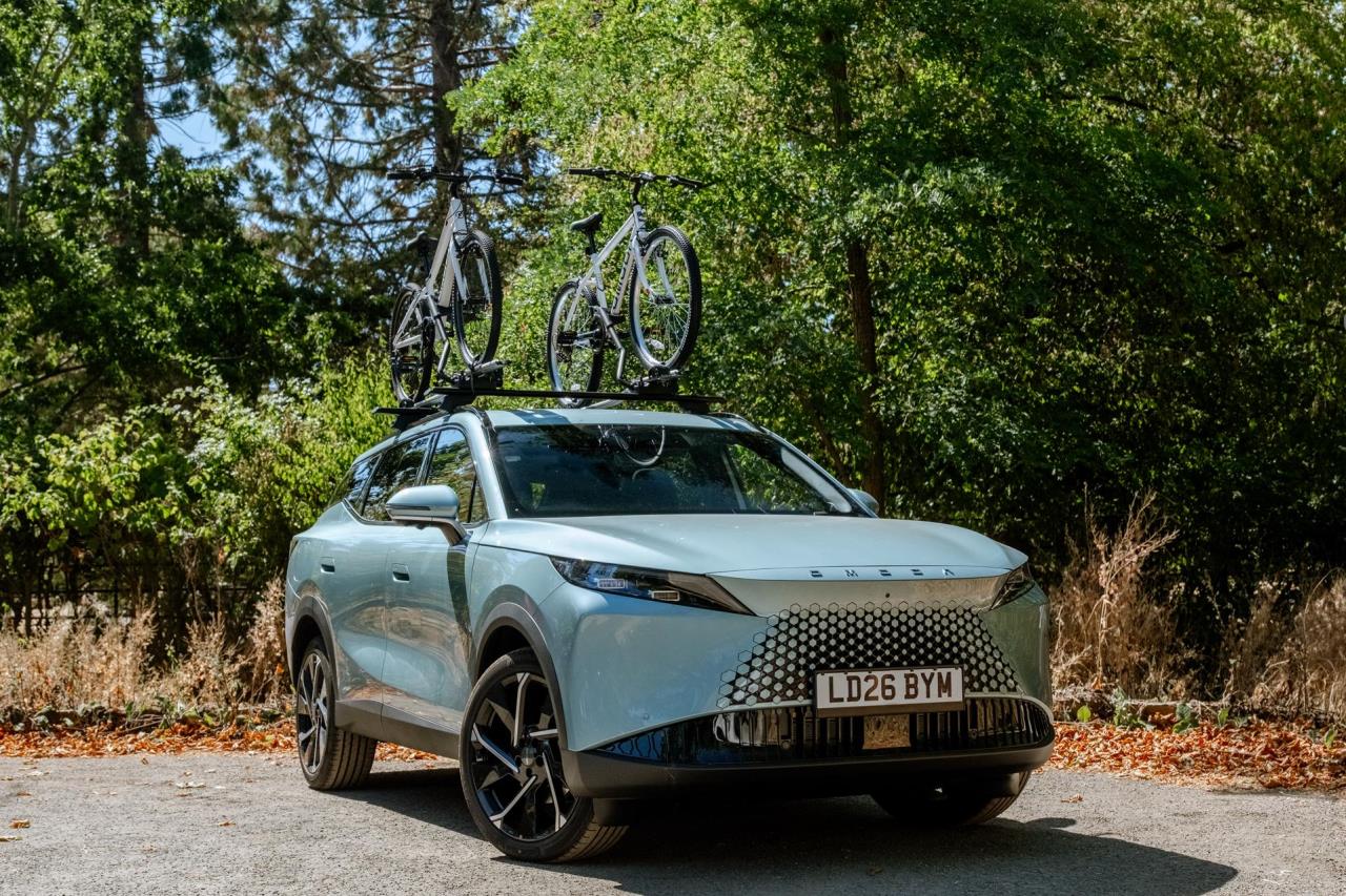 British Cycling partner OMODA UK offers free Thule Bike Rack with new OMODA 7 and OMODA 9