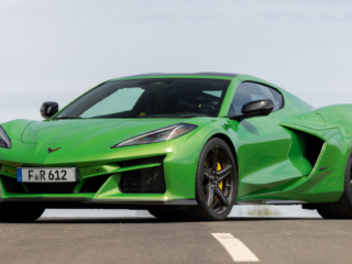 Chevrolet Corvette E-Ray (2025) | Expert Rating