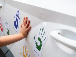 Hyundai Hope on Wheels marks Childhood Cancer Awareness Month with $100,000 donation to Children's H