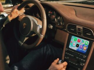 Modern retrofit infotainment system for 911, Boxster & Cayman models