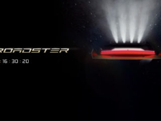 Tesla Roadster to be revealed with jet power on 1 October