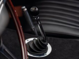 1965 Shelby Cobra 427: First Production Car Under 4 Seconds 0-60