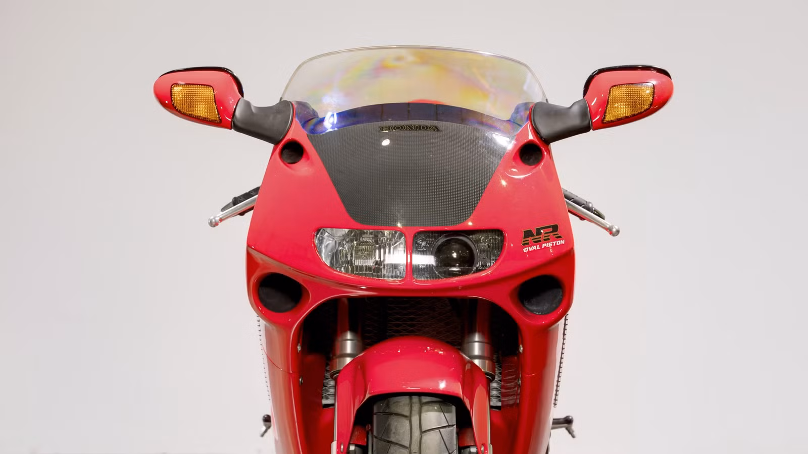 Honda Priced Its NR750 Oval-Piston V4 Above A New 911