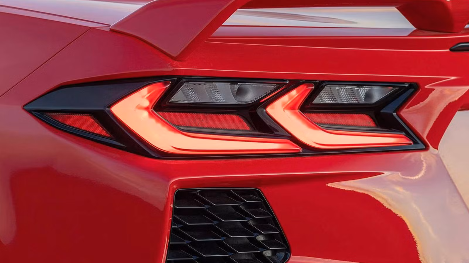 The Only Two Japanese Cars That Can Outrun A 2025 Corvette C8