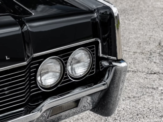 America's Most Iconic '60s Luxury Car Is Now Dirt Cheap