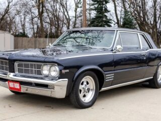 8 Pontiac Muscle Cars Owners Are Practically Giving Away