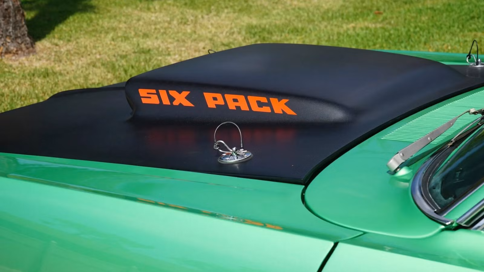 This Cheap Plymouth Made Hemi Owners Look Like Fools
