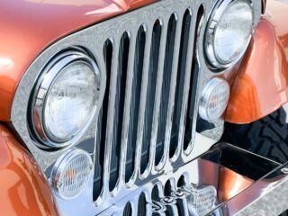 The Jeep Pickup Buyers Ignored Is Now Hunted By Trim, Color And Gearbox