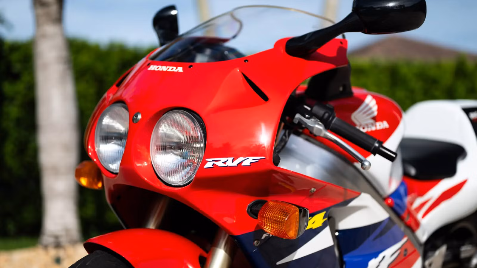 One Of Honda’s Rarest V4 Superbikes Barely Covered 933 Miles In 32 Years